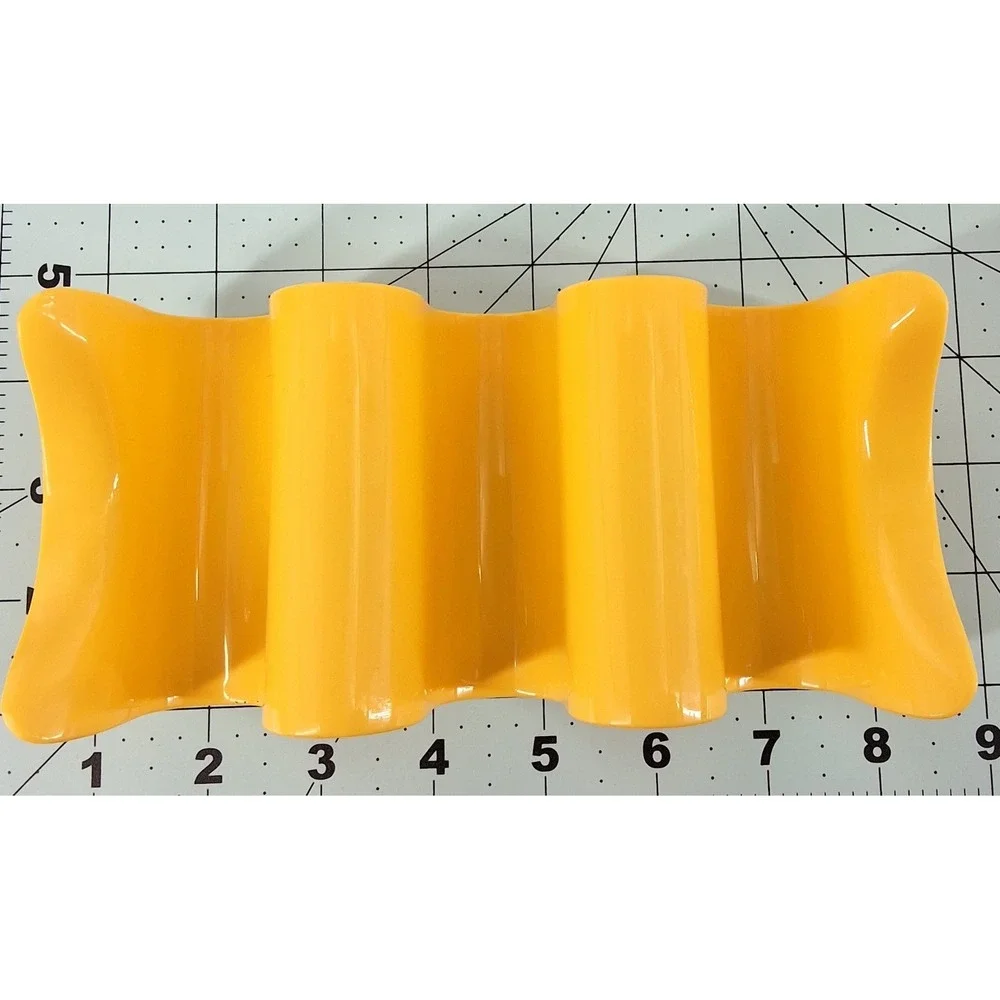 Set‎ of 4 Colorful Plastic Taco Holders | Red Orange Yellow Green